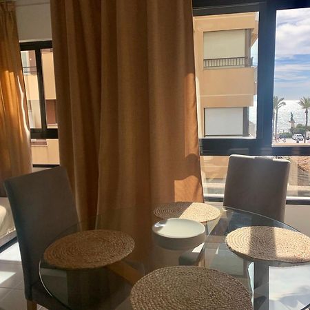 Schoene Wohnung In Zentrum Von Torrevieja Exterior foto