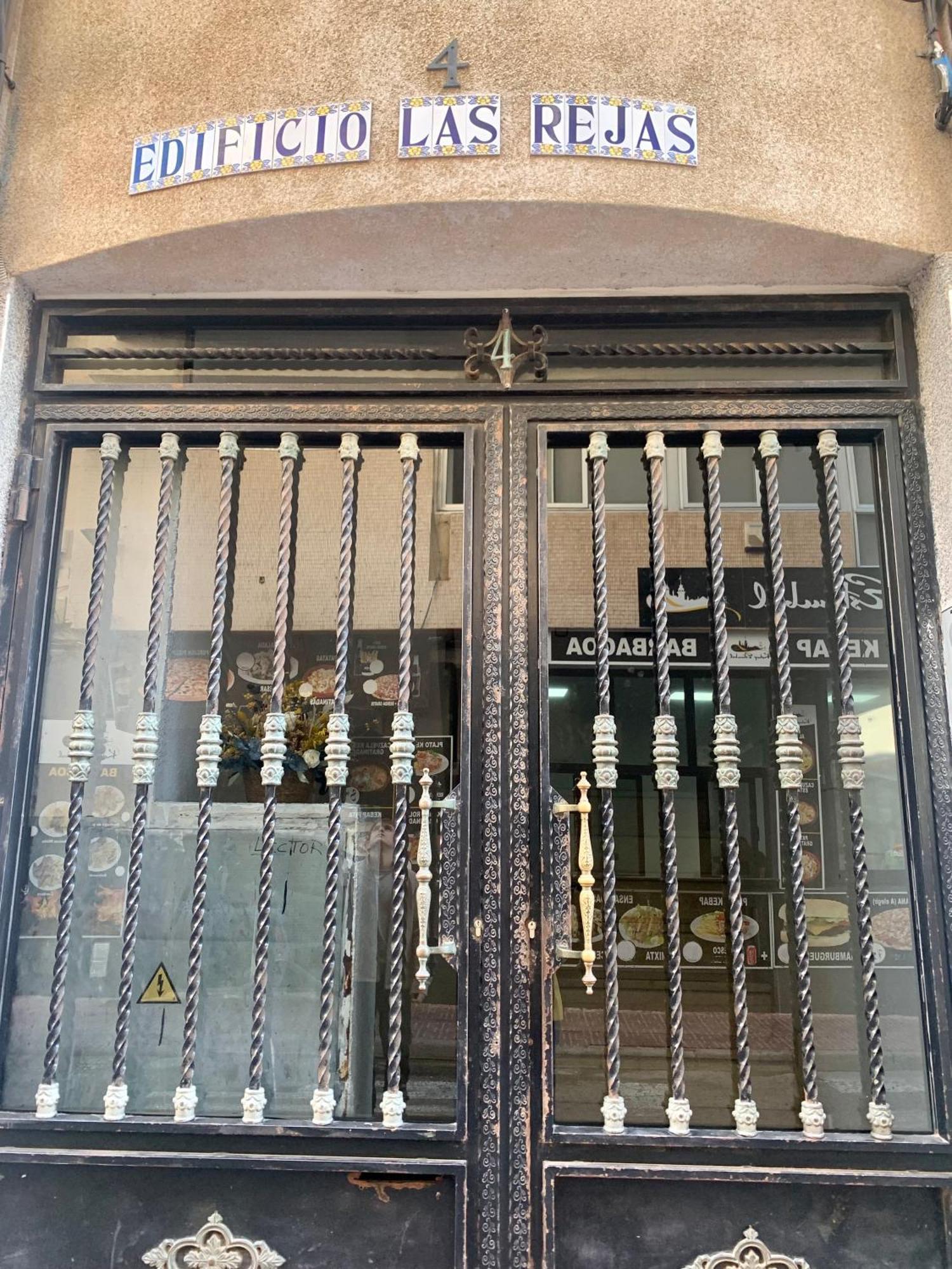 Schoene Wohnung In Zentrum Von Torrevieja Exterior foto