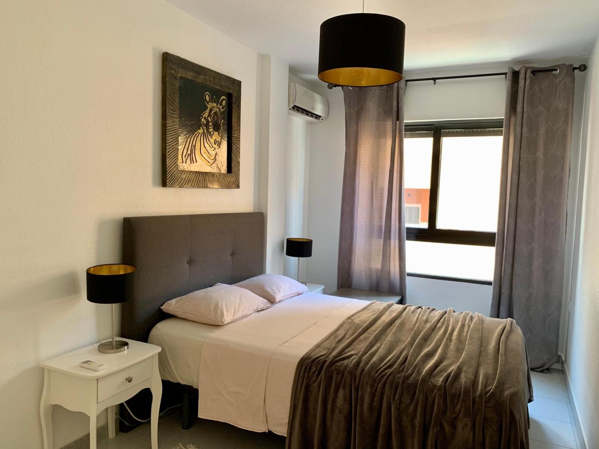 Schoene Wohnung In Zentrum Von Torrevieja Exterior foto